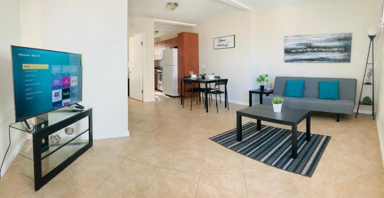 Hollywood Beach Apartments - Walk To The Beach المظهر الخارجي الصورة