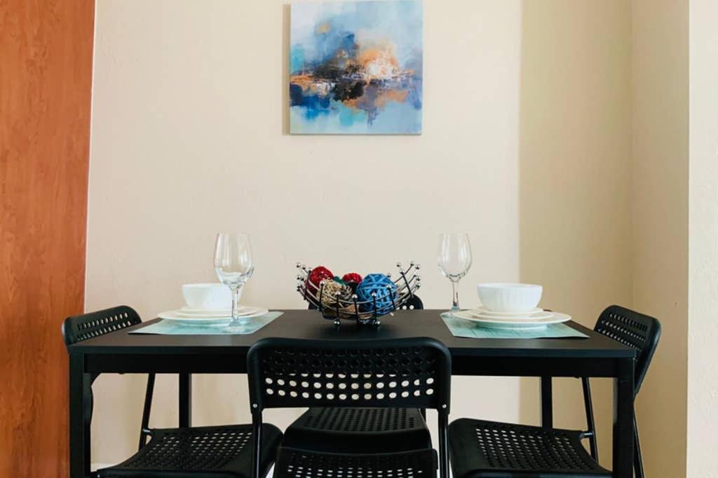 Hollywood Beach Apartments - Walk To The Beach المظهر الخارجي الصورة