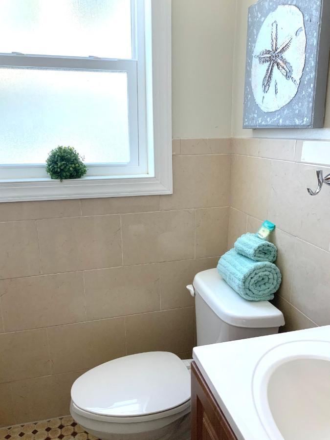 Hollywood Beach Apartments - Walk To The Beach المظهر الخارجي الصورة